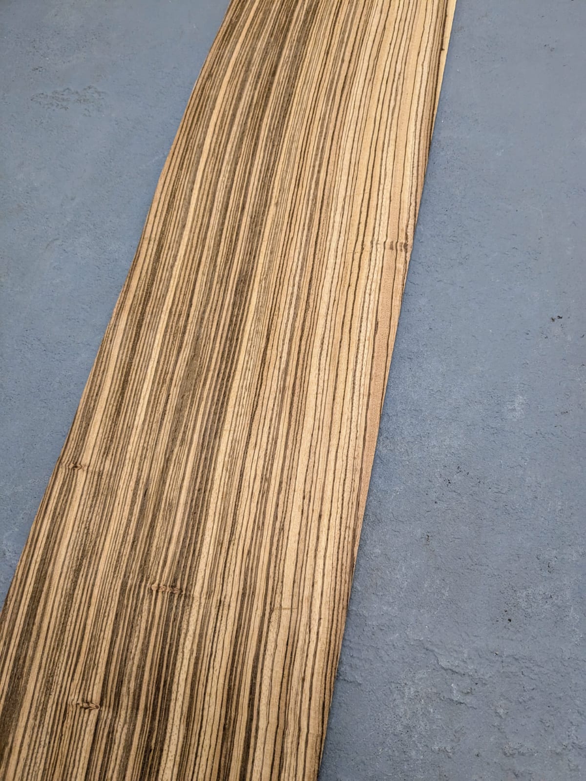 Zebrano fineer | 94x17 cm